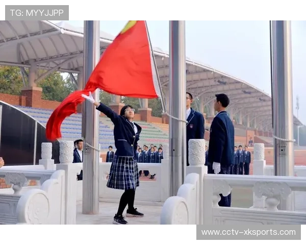 石家庄二中读秒进球,教练场边激动挥拳 石家庄二中读秒进球,教练场边激动挥拳